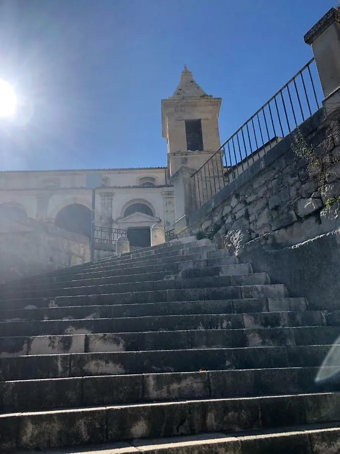 Nicuzza Villa Ragusa 0*,